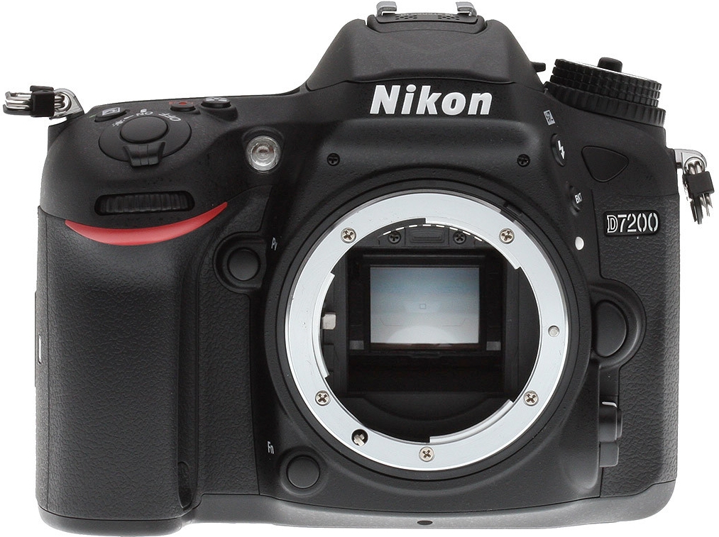 Nikon D7200 recenze