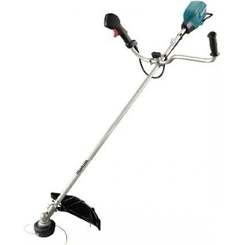 Makita UR006GZ06 recenze