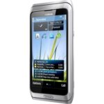 Nokia E7 recenze